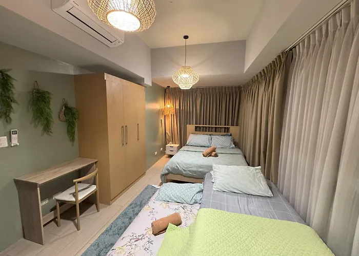 Cozy 3 Bedroom In Uptown Parksuites - Near Mall, Restaurants And Supermarket * Manila