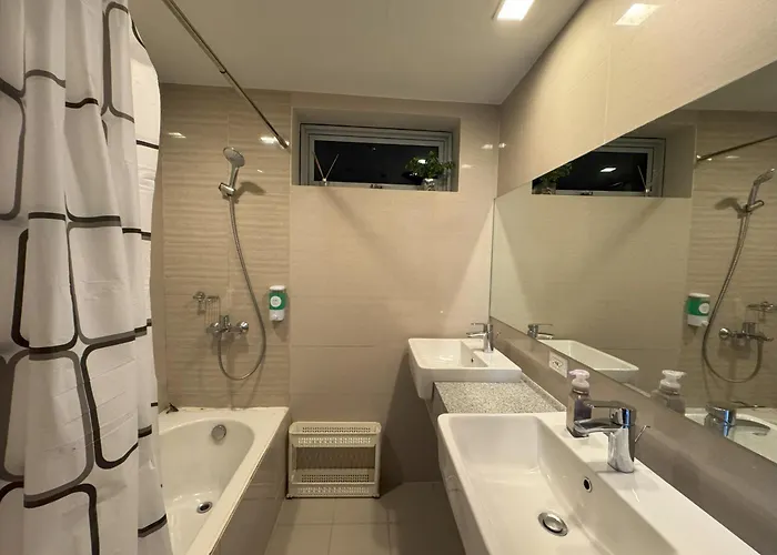 Apartamento Cozy 3 Bedroom In Uptown Parksuites - Near Mall, Restaurants And Supermarket