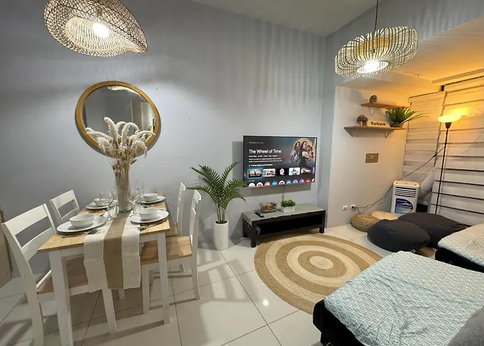 Cozy 3 Bedroom In Uptown Parksuites - Near Mall, Restaurants And Supermarket Apartamento *