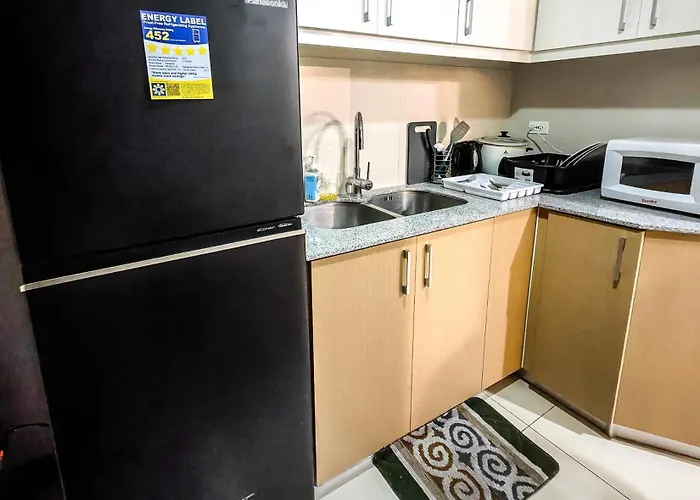 Apartamento Cozy 3 Bedroom In Uptown Parksuites - Near Mall, Restaurants And Supermarket Manila